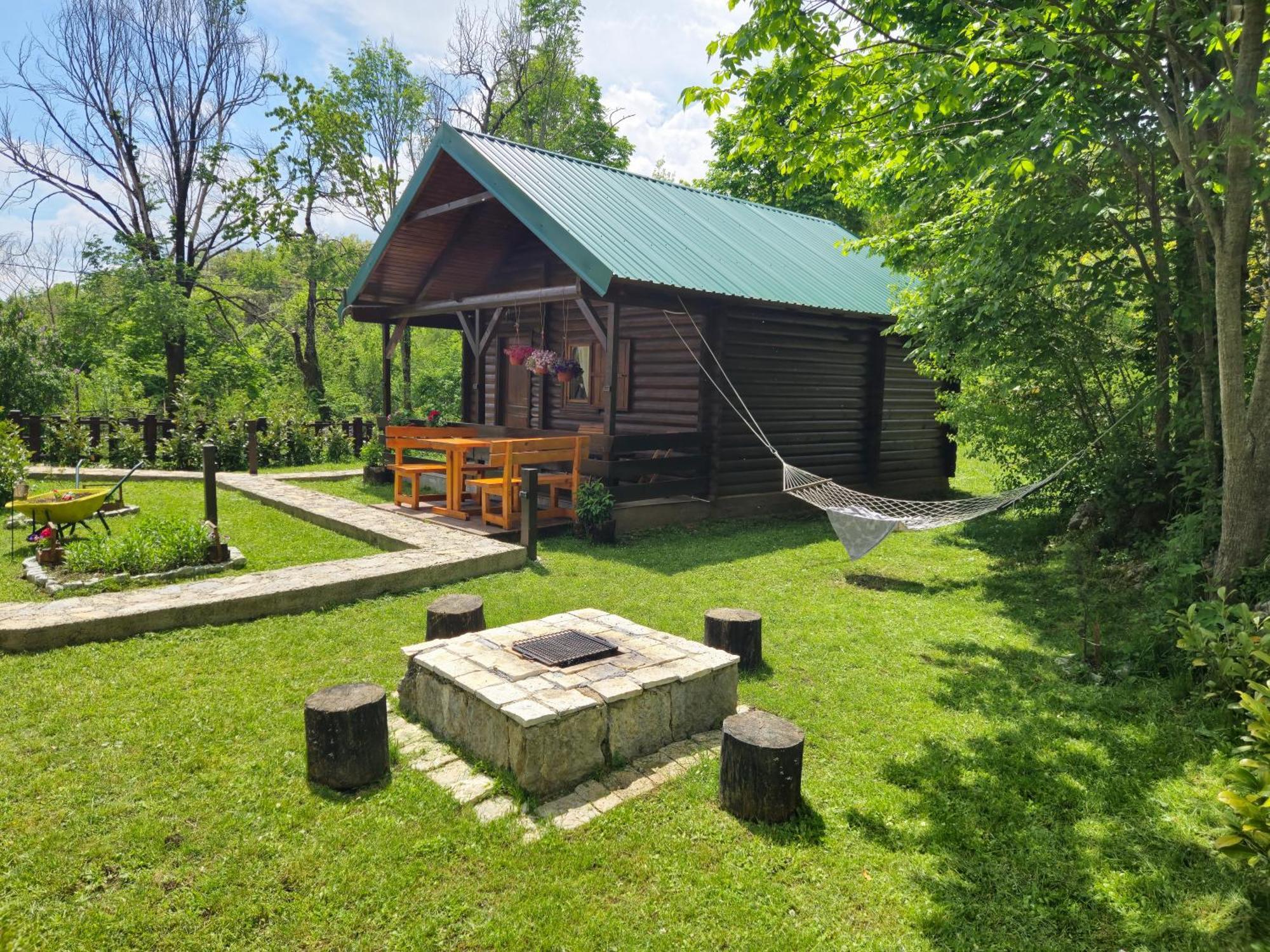 Cabin House Dubovik Цетине Экстерьер фото
